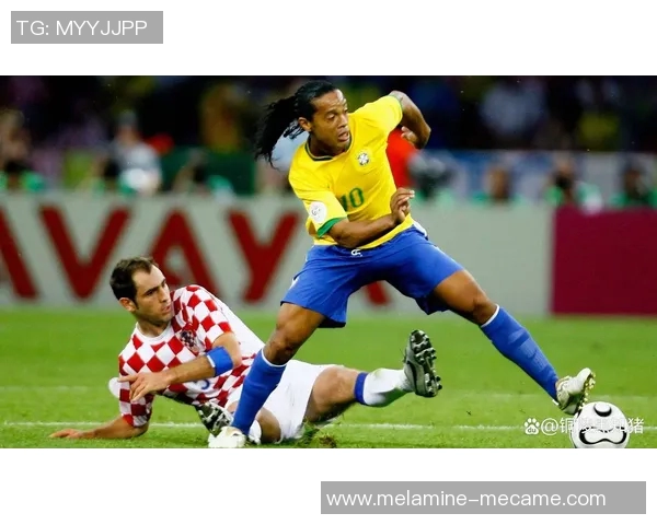 8月26日足坛巨星聚焦盘点球星辉煌瞬间与经典赛事回顾